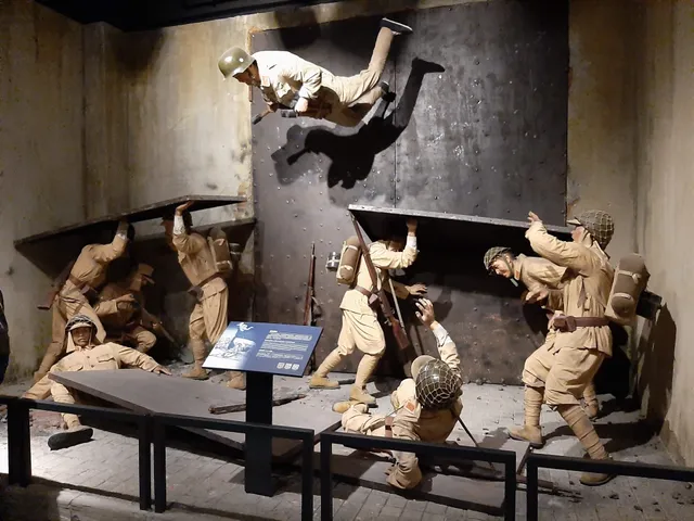 Shanghai Sihang Cangku Ba Baizhuangshi Yingyong Kangri Shiji Exhibition Room