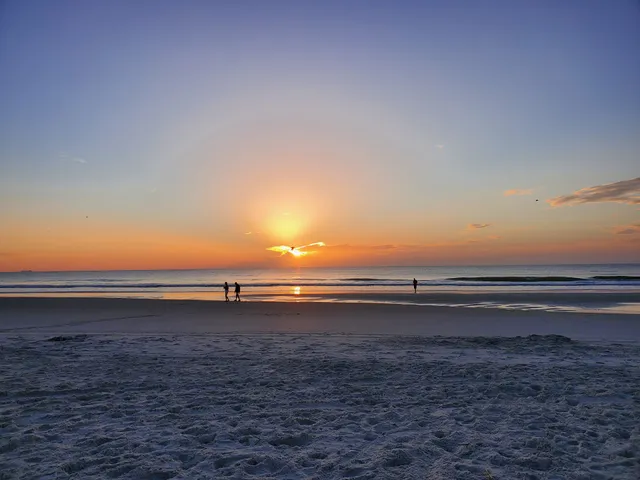 9th Ave Public Beach Access