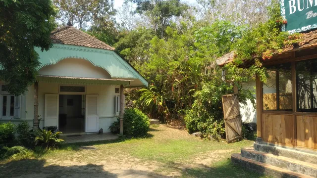 Bumayasasta Boutique Art Gallery