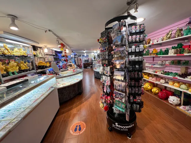 Jade & Art Jewelry Gift Shop