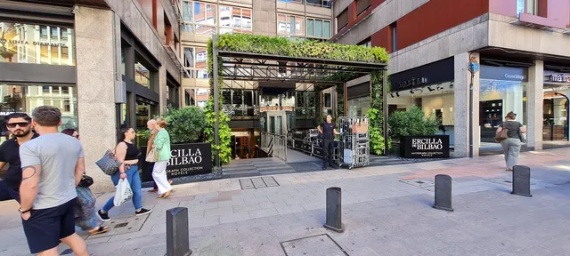 Marina Cocinas - Diseño y Mobiliario de Cocinas de Calidad en Bizkaia