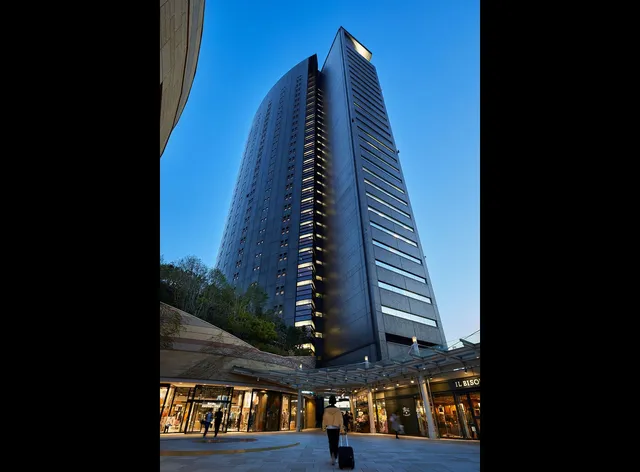 Ninehours Namba station