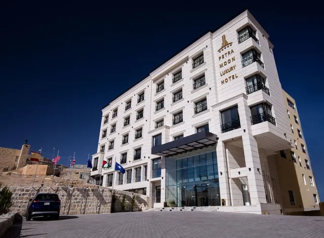 Venus Hotel 3 stars/ فندق فينوس 3 نجوم
