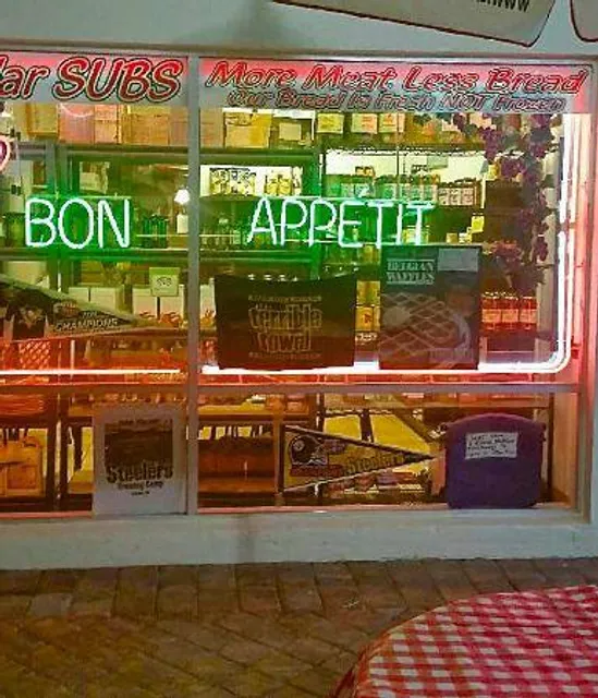 Francesco's Italian Restaurant, Deli, Bakery, and Pizzeria