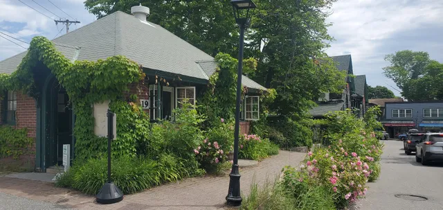 Village Green Information Center