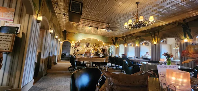 Breezy Heights Tavern