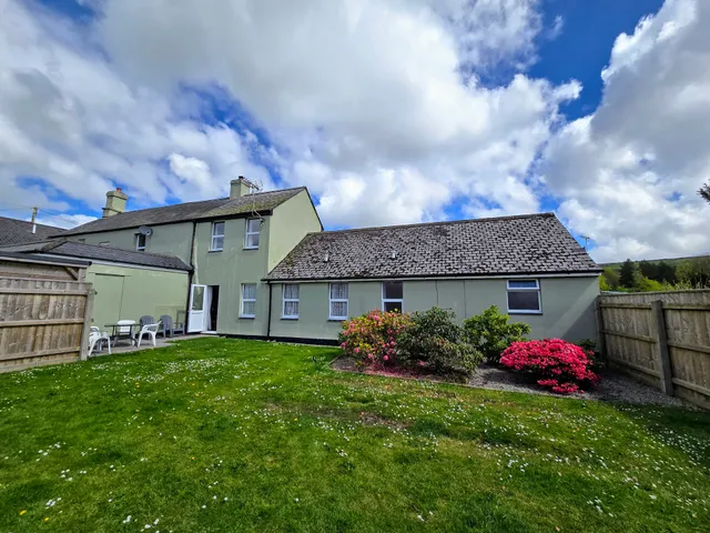 Higher Longford Cottages