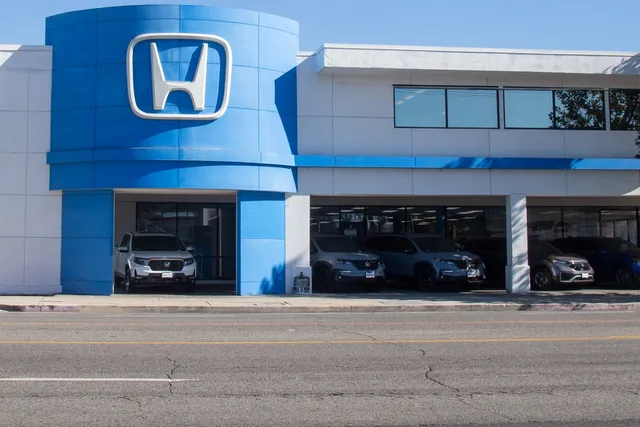 Honda of Reseda