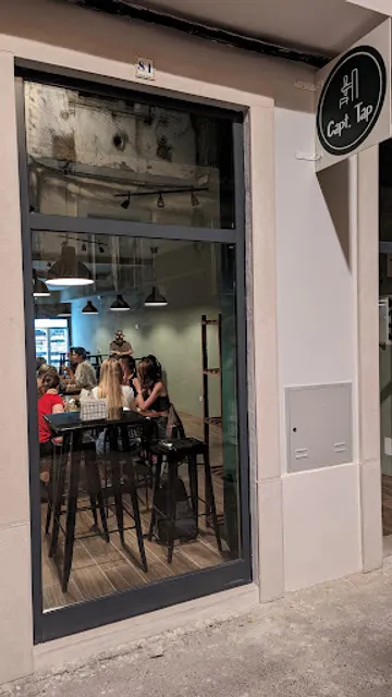 Capt.Tap Craft Beer Bar