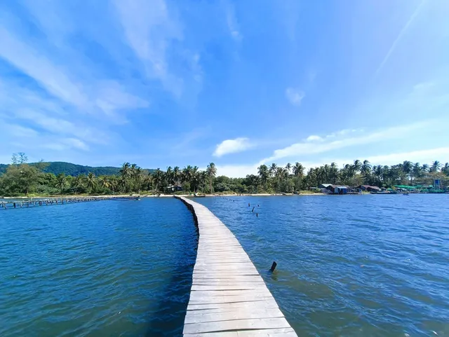 Làng chài Rạch Vẹm