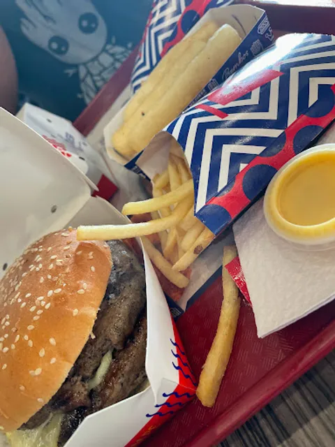 Bembos Plaza San Miguel