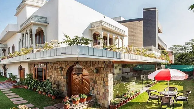 Camellia 'A Boutique Home'-Best Located Luxury Homestay /Ideal For Family & Groups