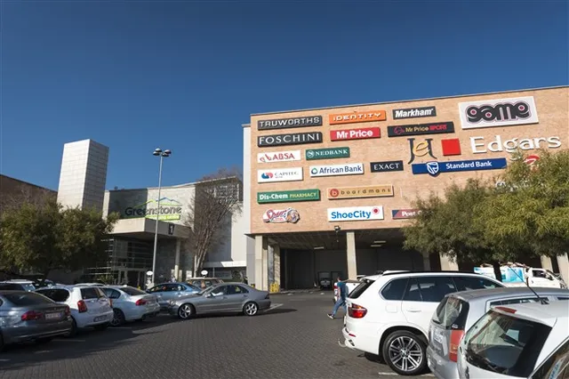 Greenstone Shopping Centre