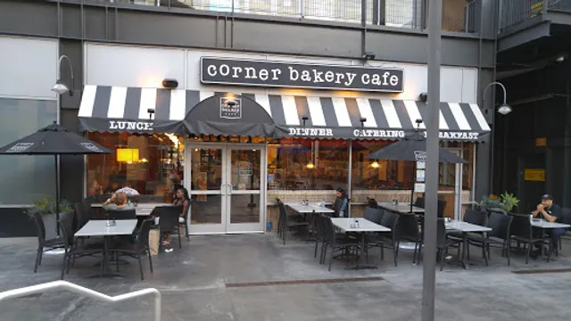 Corner Bakery Cafe