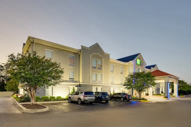 Holiday Inn Express & Suites Orangeburg by IHG