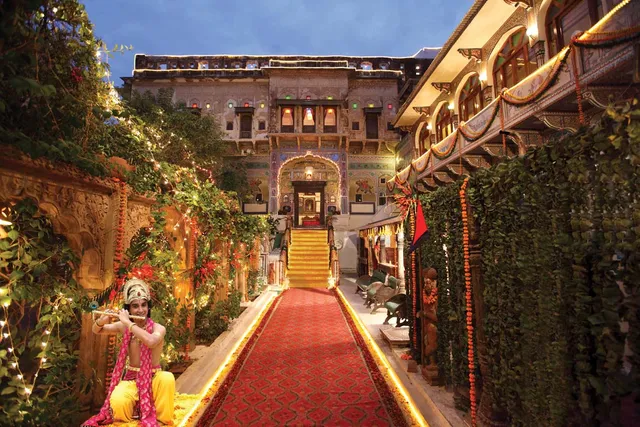 Hotel Mandawa Haveli - Luxury & Heritage Hotel in Mandawa, India