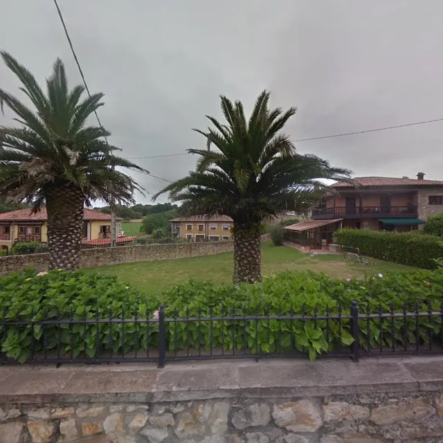 Apartamentos El Roju