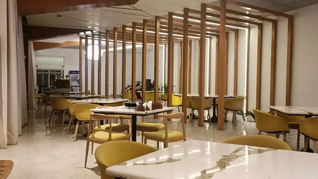 Skyview Resto Lounge