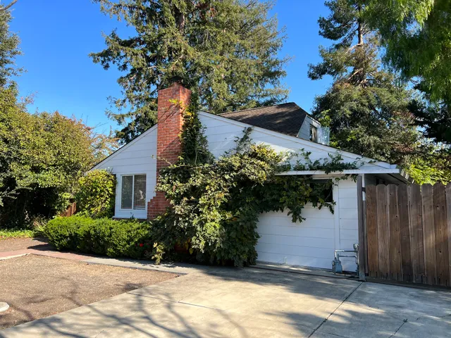 "Startup House" Palo Alto