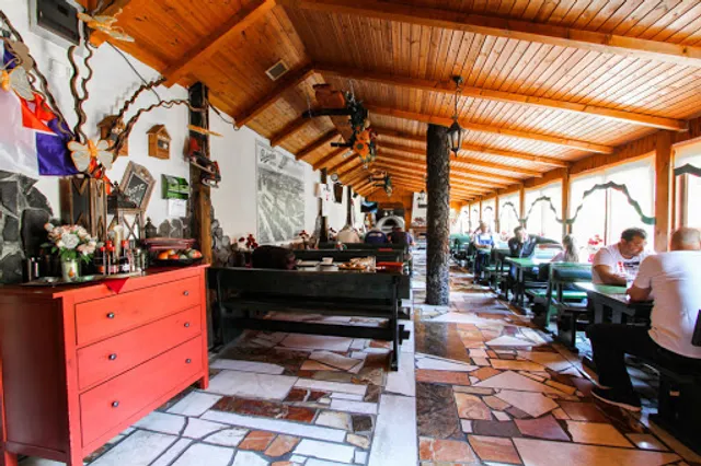 Reštaurácia Black Rose