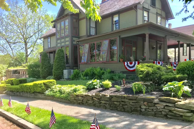 Michael Cahill Bed & Breakfast