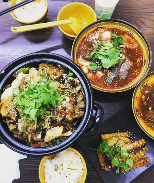 火冒三丈成都冒菜火鍋