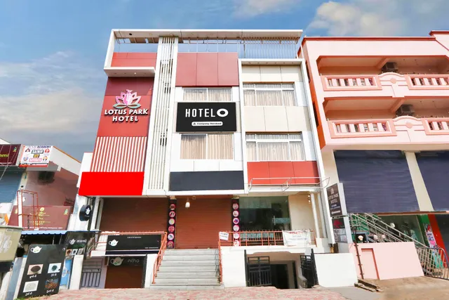 Lotus Park Hotel