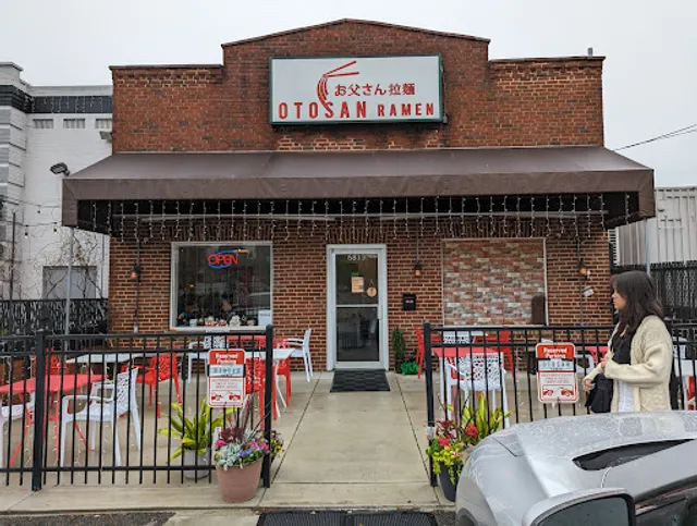 OTOSAN RAMEN (Ramen & Thai)