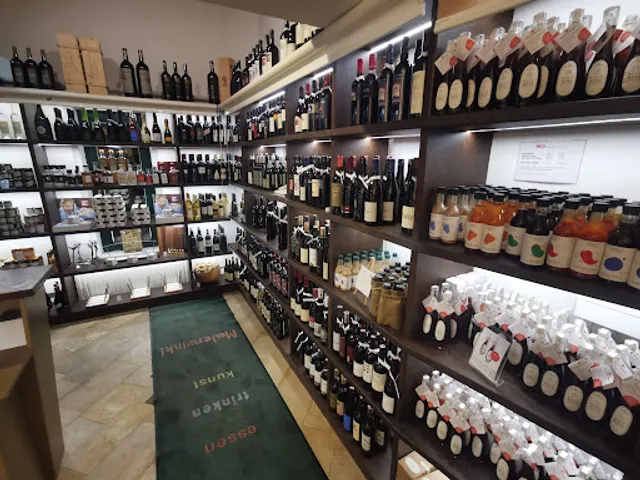 Malerwinkl Restaurant + Kunsthotel + Vinothek