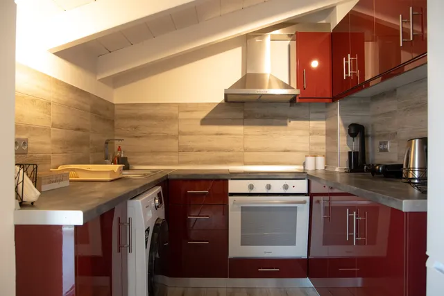 Kallithea Luxury Studios