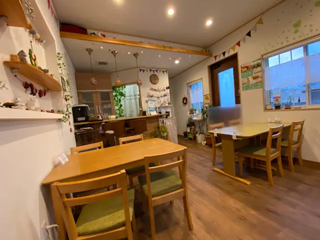 Ｃａｆｅ' ｄｅ Ｌｕｃｉｏｌｅ（カフェ・ド・ルシオール）