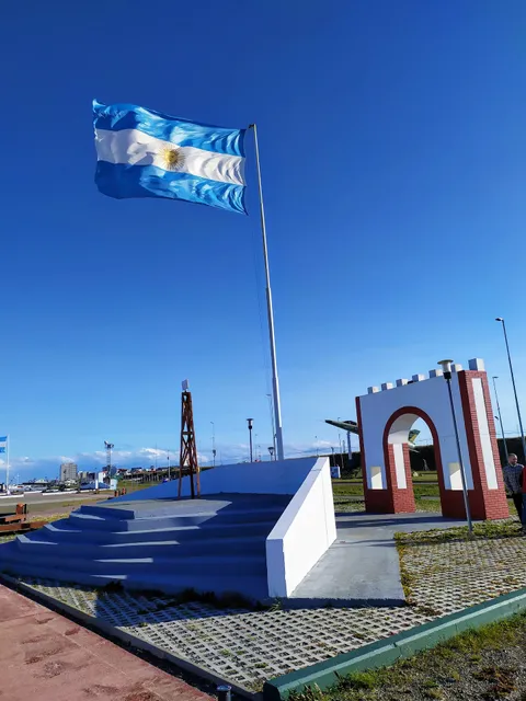 Monumento a la Aviación Naval
