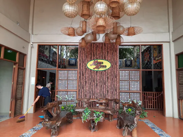 La Gran by Mano Mano