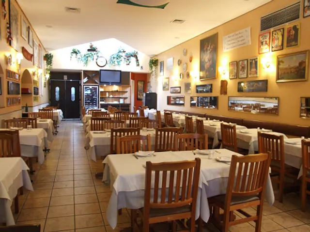 Nello's Cantina e Pizzeria