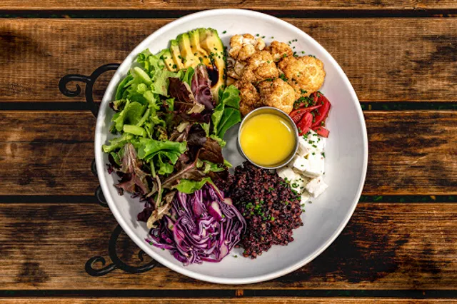 Billy & Pete's Social