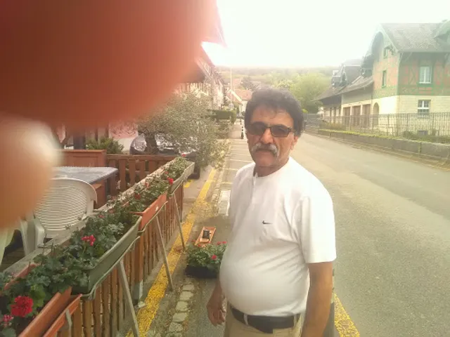 Restaurant La Rotonde, Kamal Ahmed