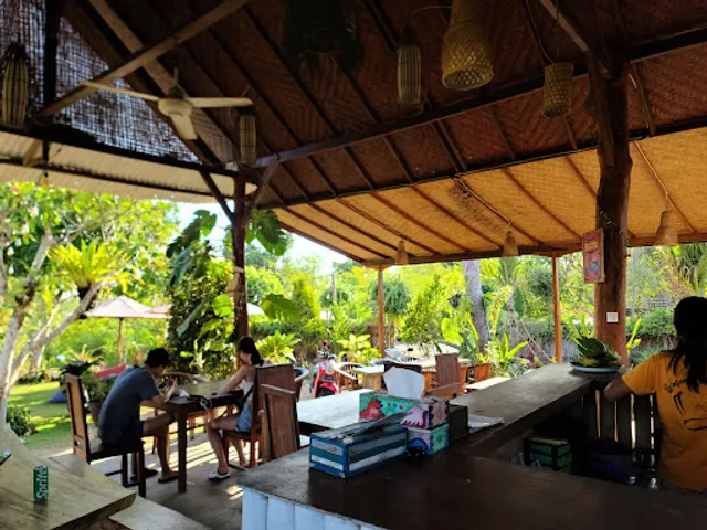 Warung Cassava (grilled n fresh food )