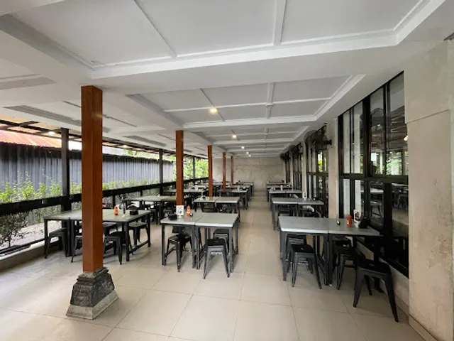 Waroeng Steak & Shake Cokroaminoto