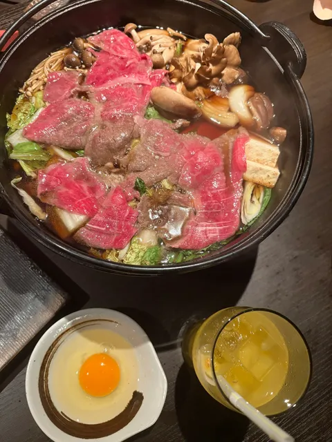 All-you-can-eat shabu-shabu sukiyaki Wagyu to Buta Shinsaibashi