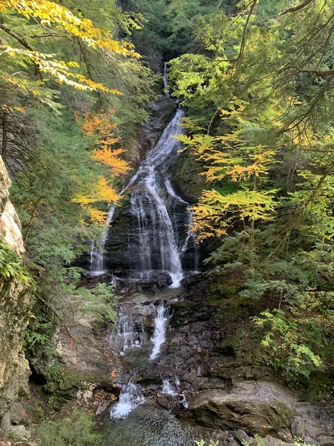 Moss Glen Falls