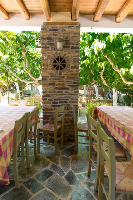 Το Στέκι Του Ανδρέα στην Άνδρο