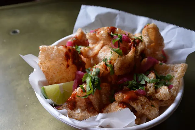 Yeyo's Mezcaleria y Taqueria