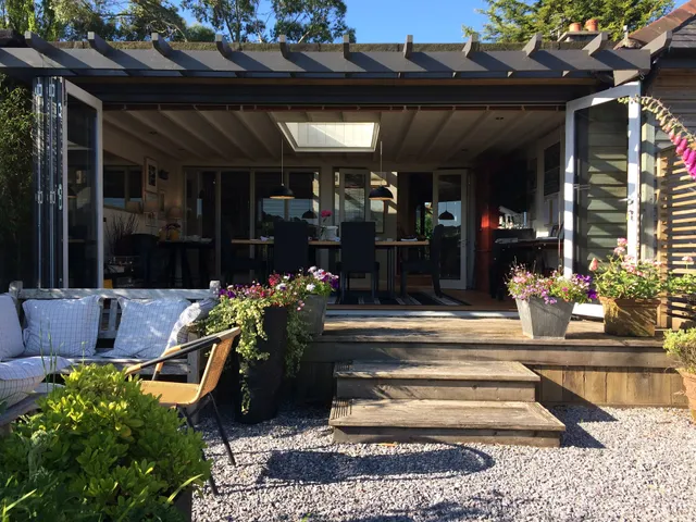 Mitchelcroft Bed and Breakfast BOOK DIRECT THROUGH OUR WEBSITE FOR THE BEST PRICES