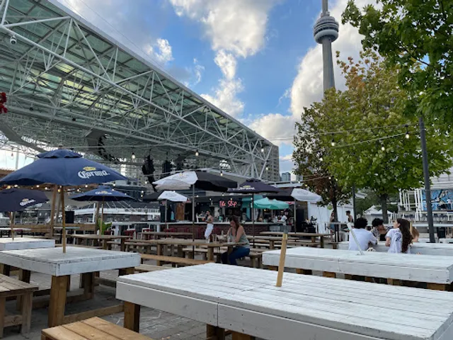 Rosie's Burgers at The Slip