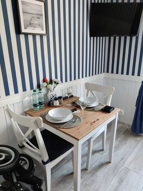 Marina House Apartments