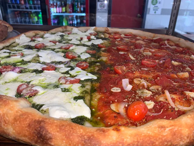 Astoria Family Pizza