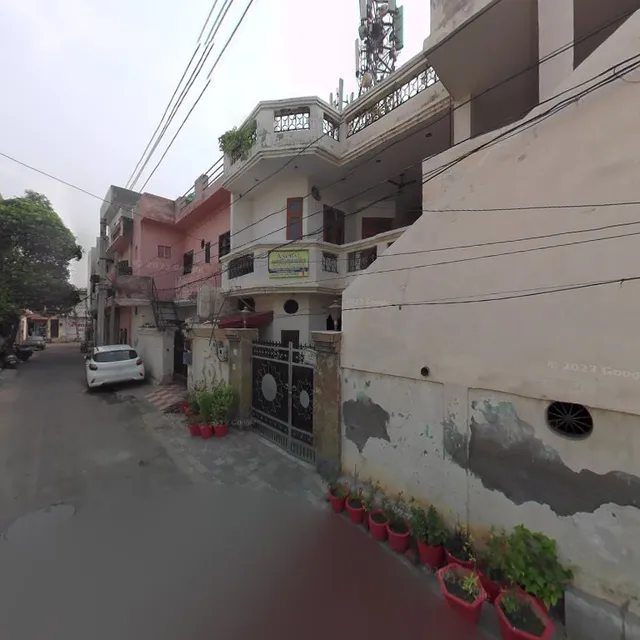 Delicious Food Court