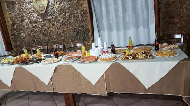 Ristorante Trattoria Pizzeria Fontana Vecchia