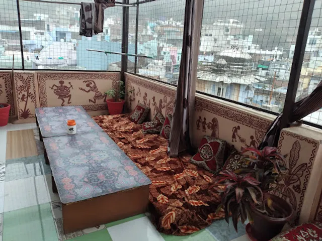 Ringo Starr Bundi Restaurant