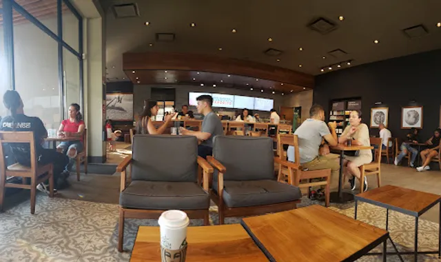 Starbucks Zamora DT